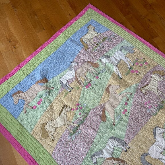 “Ponies in the Pasture” Twin-size Quilt and 2 Pillow Shams by The Company Store - Picture 14 of 14